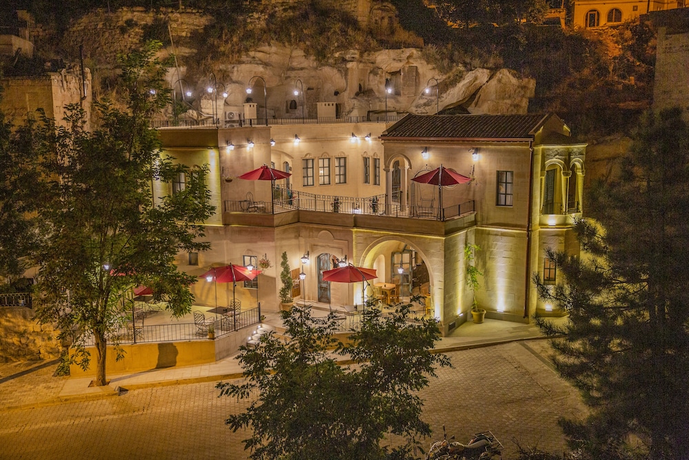 

Venezia - Ürgüp - Sinasos Star Hotel Cappadocia