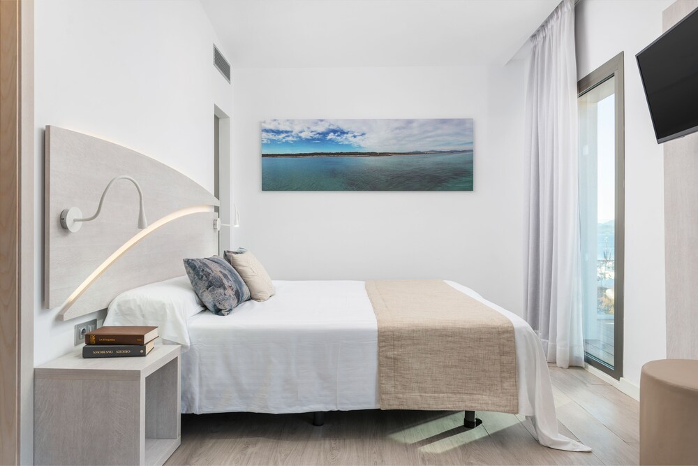 

Palermo - Alcudia - Llaut Boutique Hotel