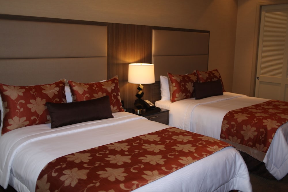 

Napoli - Bronx - Opera House Hotel
