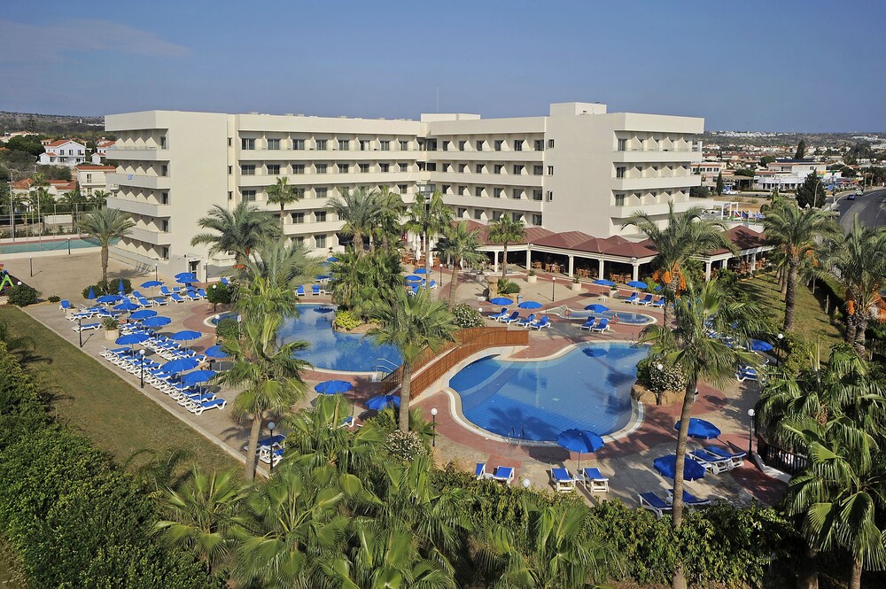 

Napoli - Ayia Napa - Nissiana Hotel & Bungalows