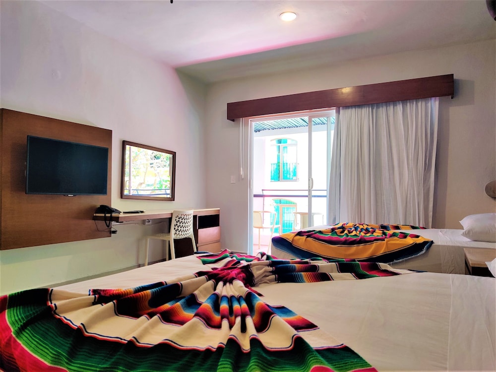 

Milano - Playa del Carmen - Hotel Mariachi by Kavia 5th Av
