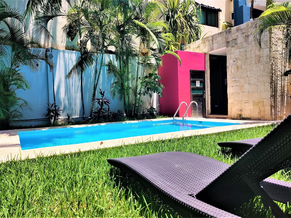 

Venezia - Playa del Carmen - Hotel Mariachi by Kavia 5th Av