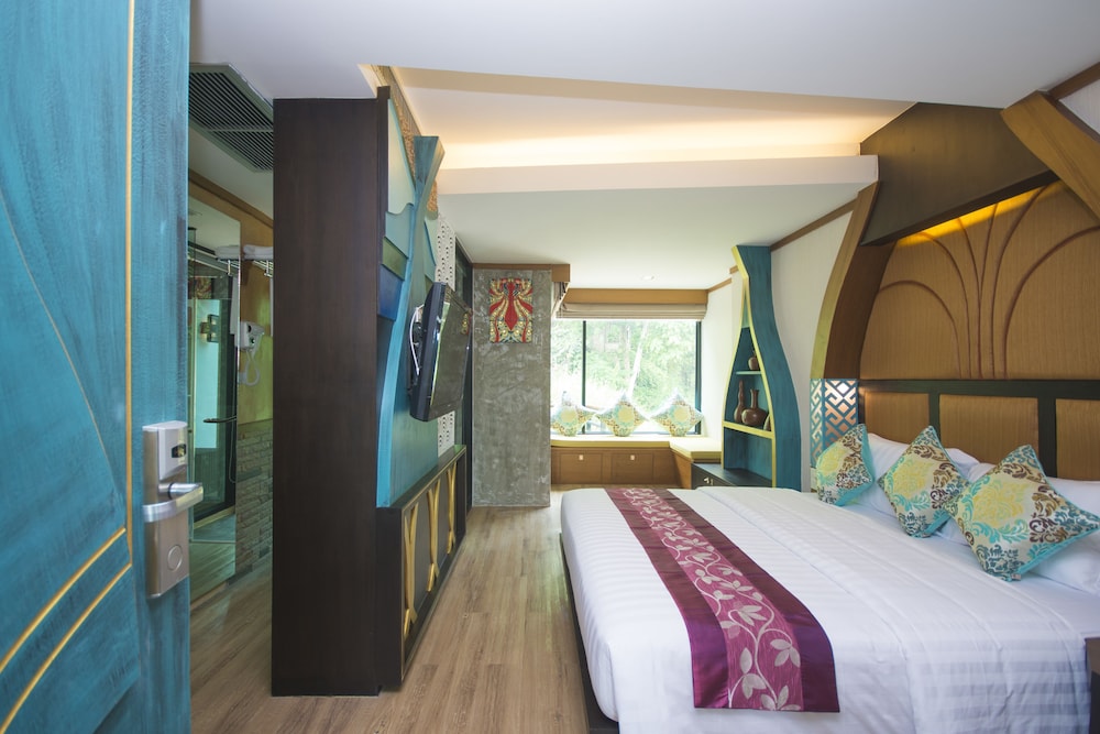 

Roma - Koh Phi Phi - Phi Phi Nice Beach Hotel Hip