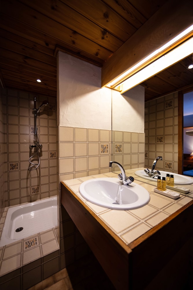 

Milano - Val-dʼIsère - La Savoyarde