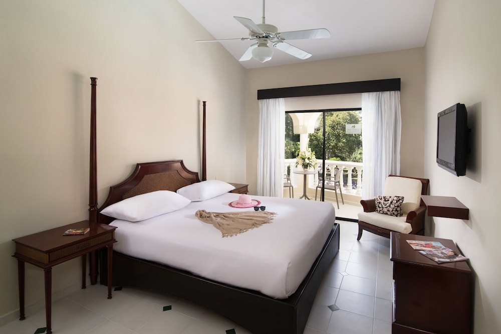 

Verona - Puerto Plata - Cofresi Palm Beach & Spa Resort All Inclusive