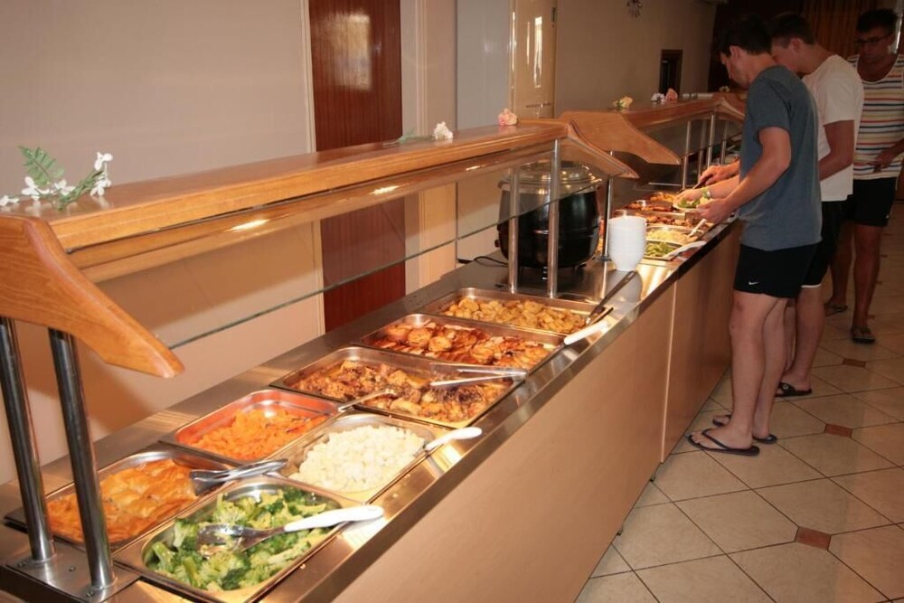 

Roma - Laganas - Village Inn Studios & Family Apartments