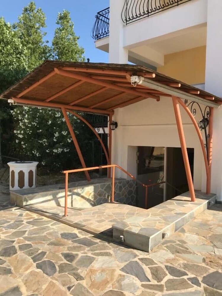 

Bari - Kalamaki, Zante - Village Inn Studios & Family Apartments