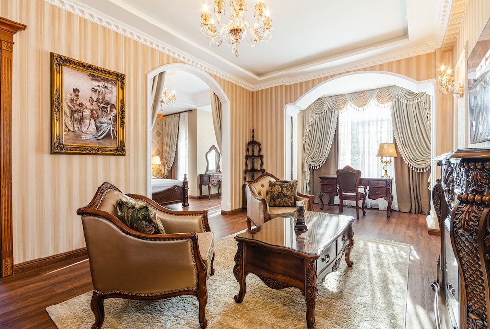 

Bologna - Chişinău - GREGORY Boutique Hotel Chisinau