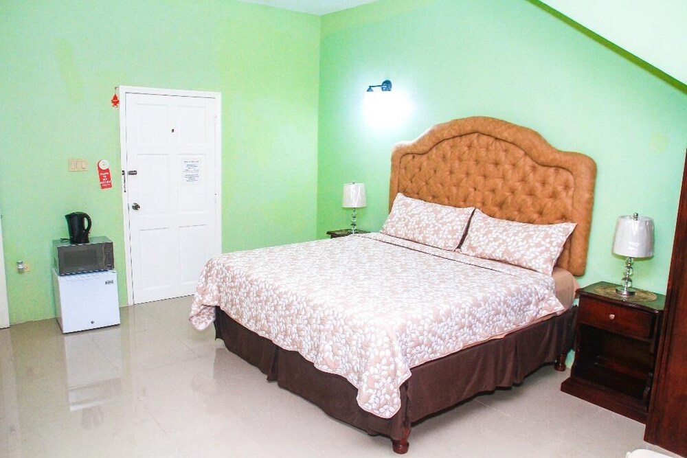

Milano - Negril - Dela de-Rose Guest House negril Jamaica