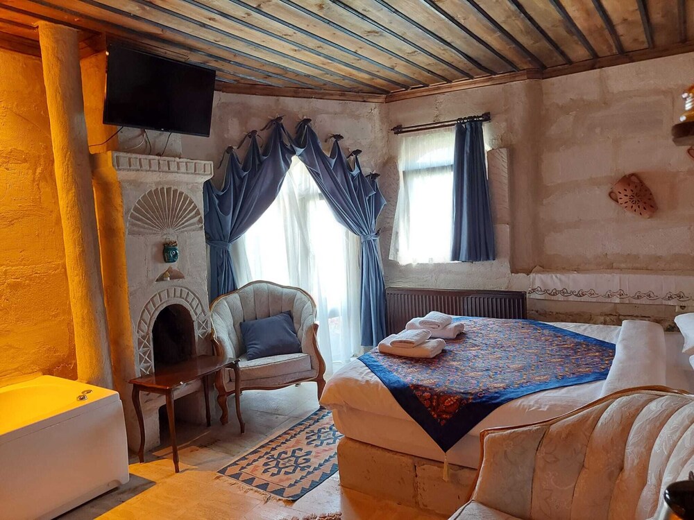 

Bologna - Nevsehir - Duru Cappadocia Stone House