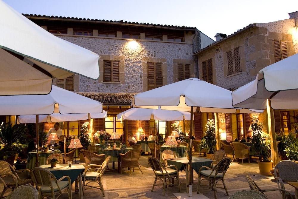 

Roma - Orient - Hotel Rural Nou Dalt Muntanya
