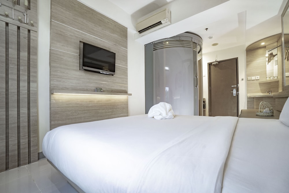

Bari - Jimbaran - Bali - Sunrise Aventus Hotel Nusa Dua