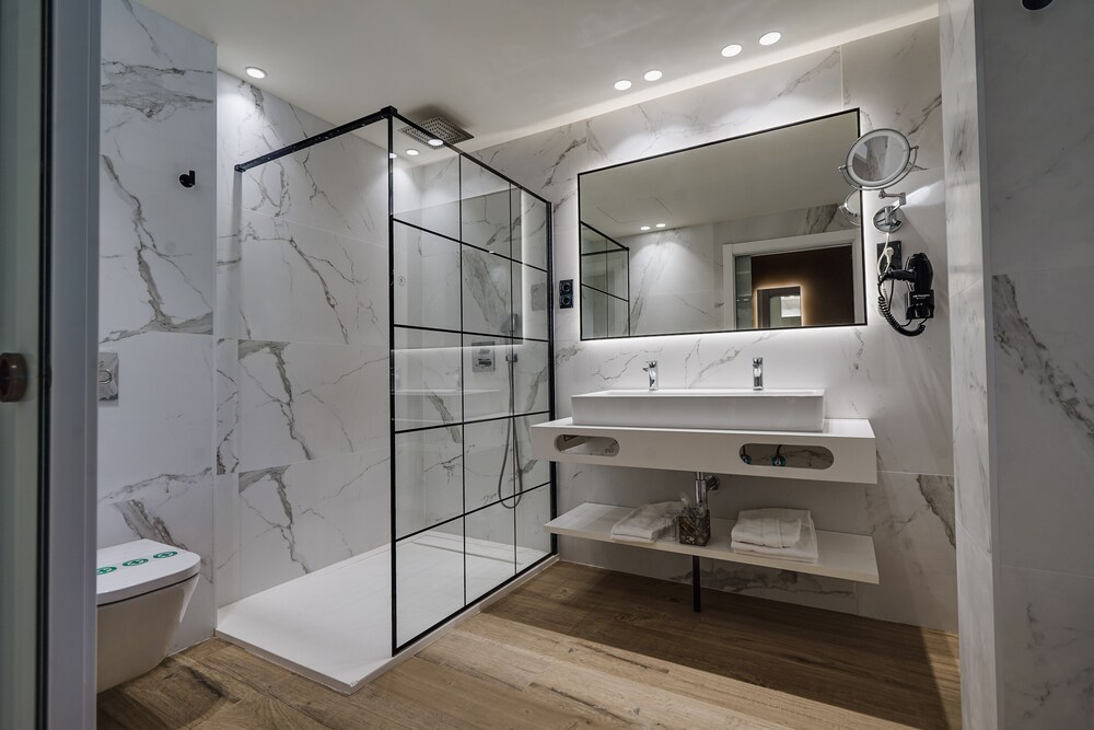

Verona - Calafell - Hotel Brisamar Suites