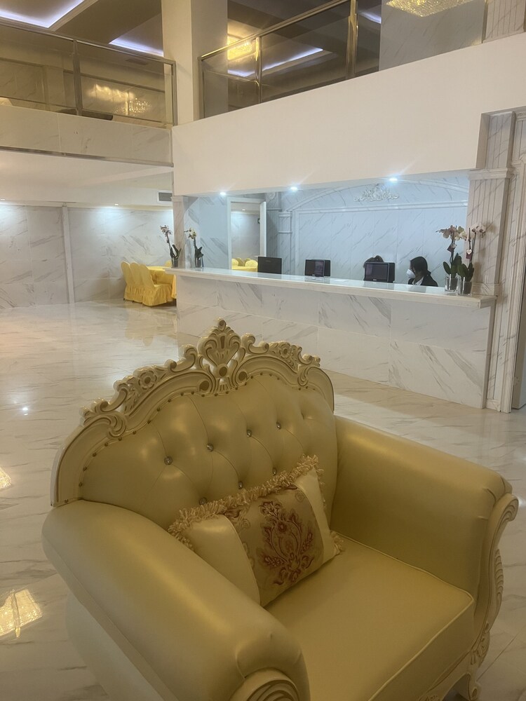 

Lamezia Terme - Torrent, Valencia - Hotel Aviación