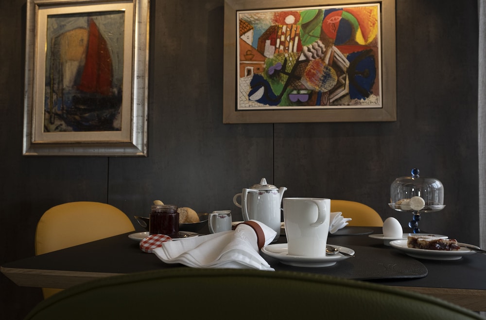 

Roma - Campitello di Fassa - Locanda degli Artisti Art Hotel