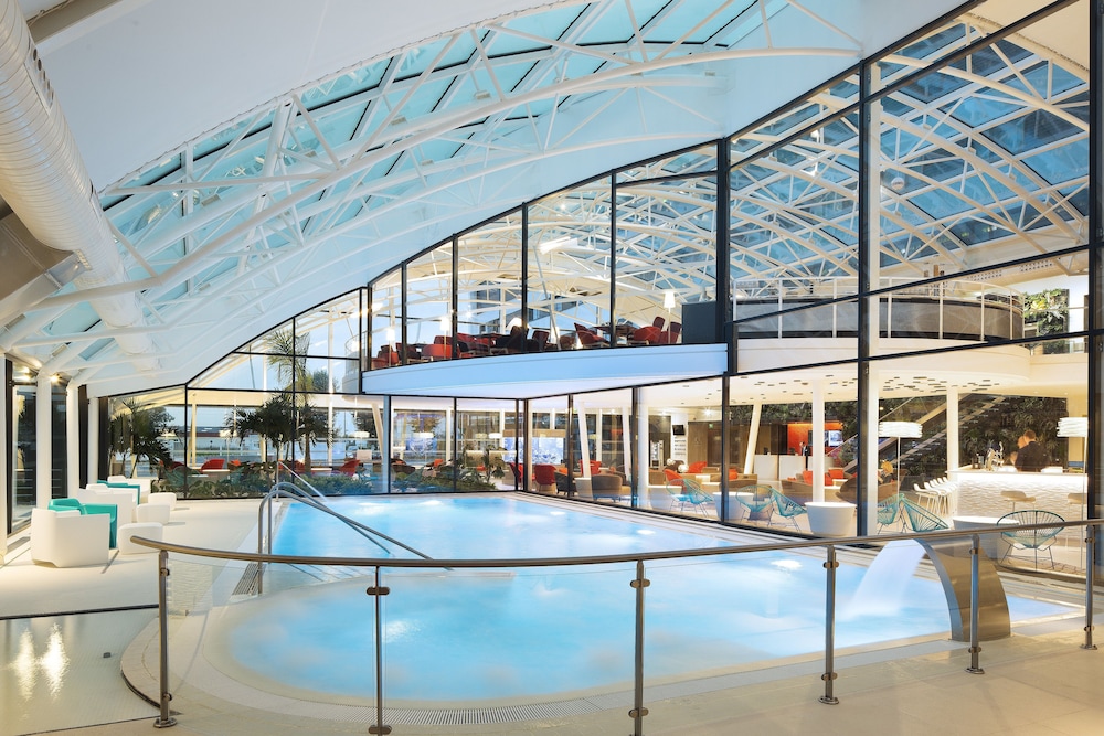 

Bologna - Villeneuve-sous-Dammartin - Hotel Oceania Paris Roissy CDG