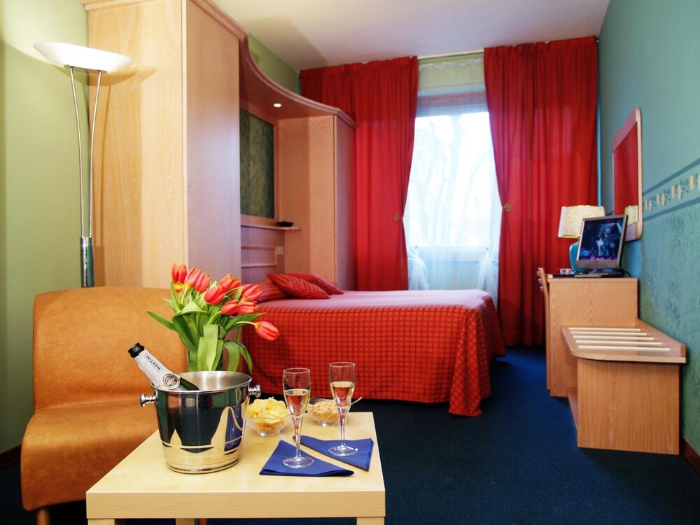 

Cagliari - Firenze - Hotel Meridiana