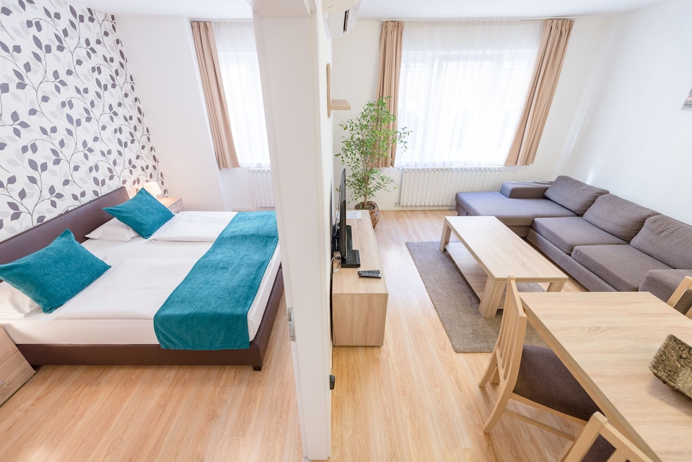 

Roma - Budapest - Prince Apartments