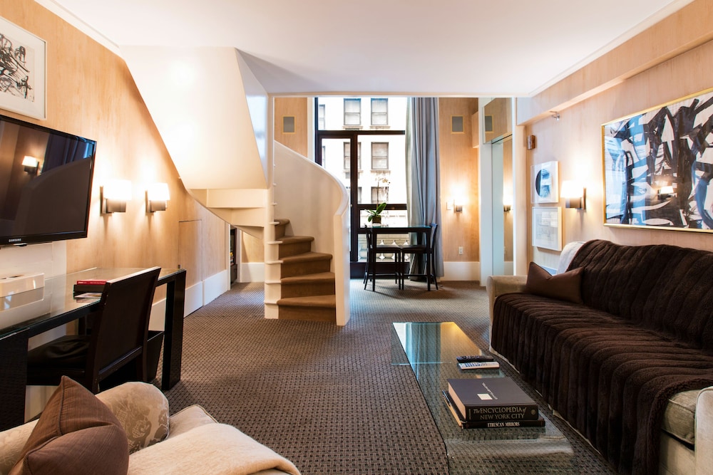 

Firenze - Long Island City - City Club Hotel