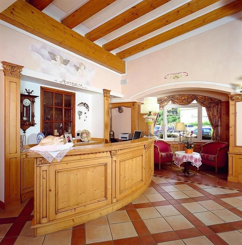

Cagliari - Andalo - Hotel des Alpes