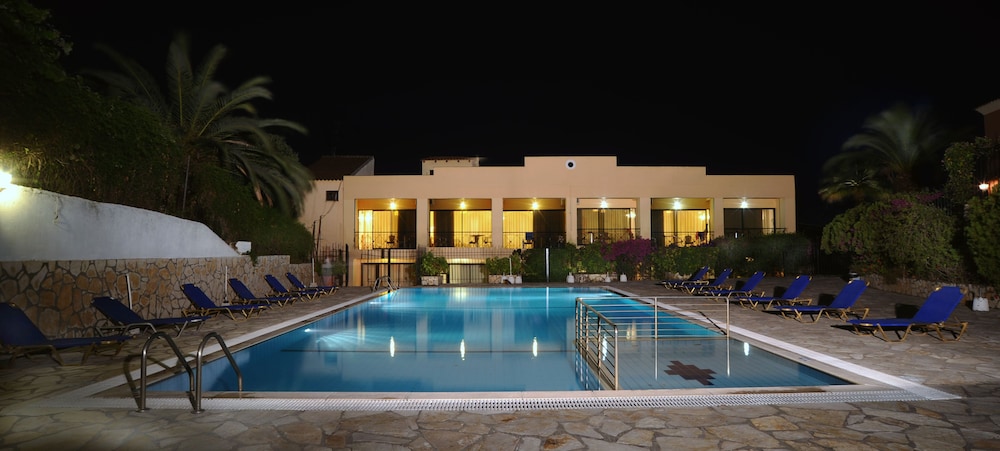 

Brindisi - Dassia, Corfù - Ipsos Holidays