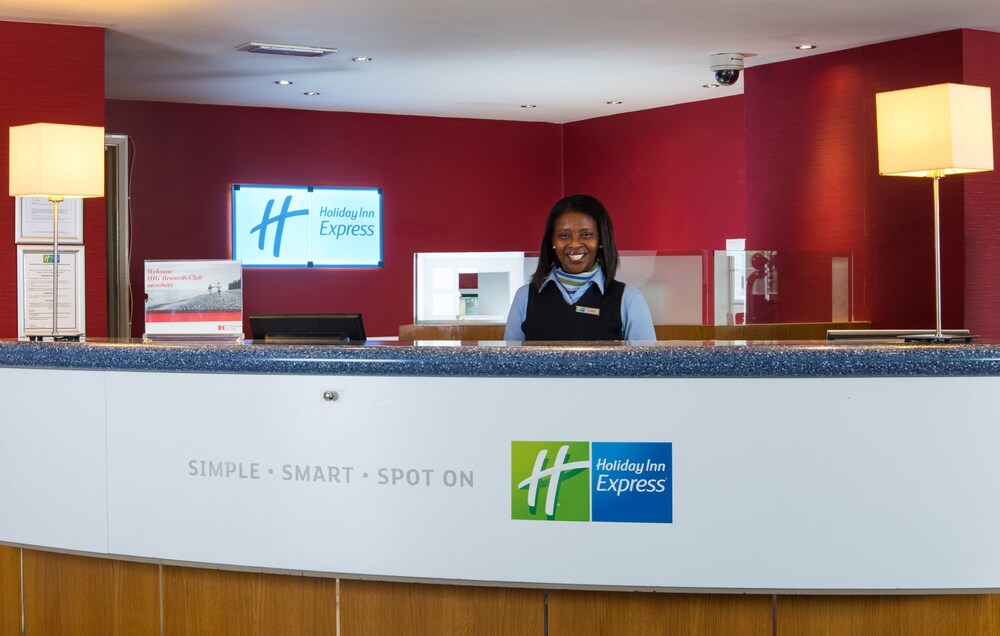 

Napoli - Woodford Green - Holiday Inn Express LONDON CHINGFORD-NTH CIRCULAR