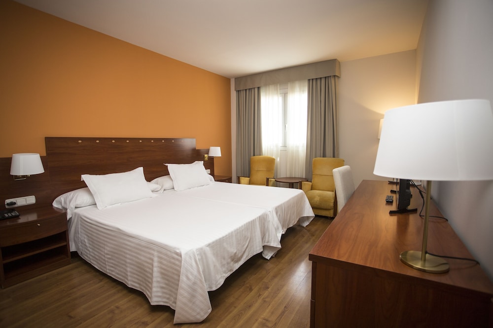 

Milano - Almería - Avenida Hotel Almería