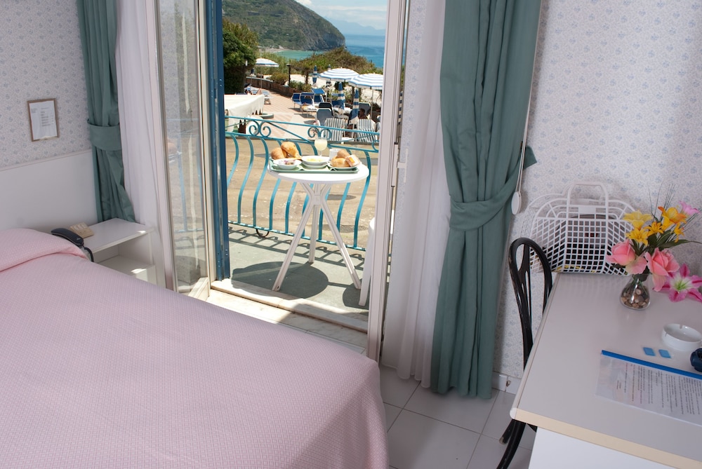 

Milano - Ischia - Hotel Loreley
