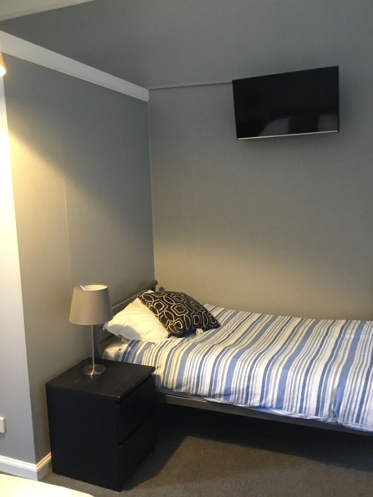 

Verona - Musselburgh - Northumberland Hotel