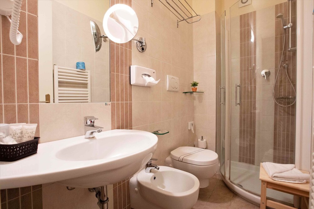 

Verona - Siena - Hotel Arcobaleno Siena