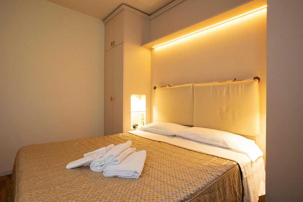 

Cagliari - Siena - Hotel Arcobaleno Siena
