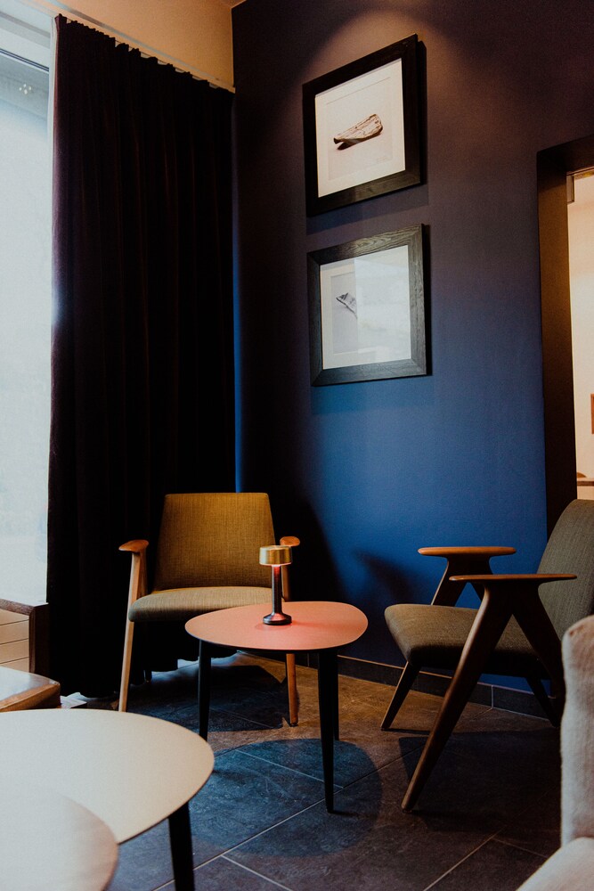 

Milano - Torshavn - Hotel Hafnia