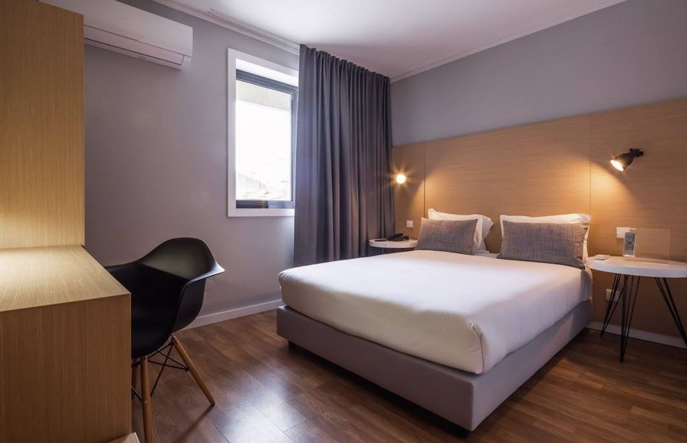 

Milano - Vila Nova De Gaia - ClipHotel