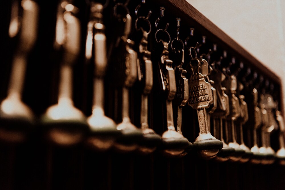 

Milano - Torshavn - Hotel Hafnia