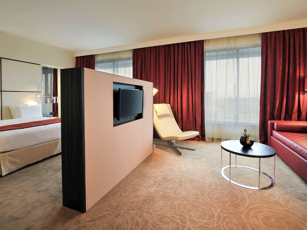 

Milano - Brazzaville - Pullman Kinshasa Grand Hotel