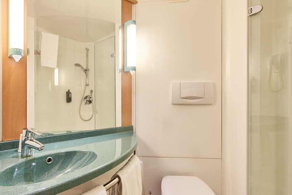 

Brindisi - Paris Charles de Gaulle - B&B HOTEL Paris Nord 2 CDG Aéroport