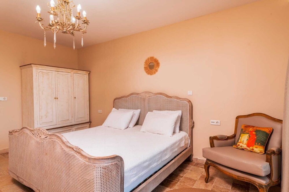 

Verona - Güvercinlik - Yalıçapkını Boutique Hotel - Boutique Class