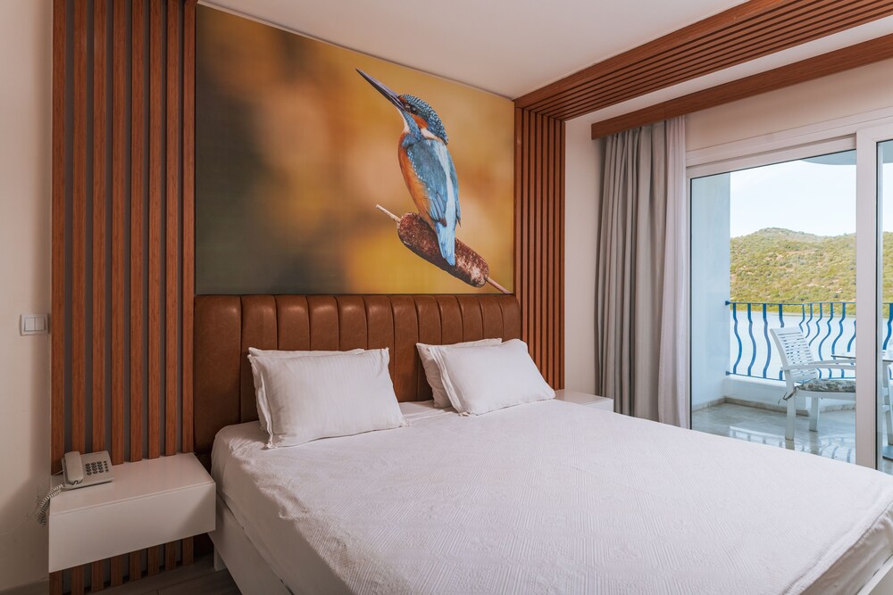 

Milano - Güvercinlik - Yalicapkini Boutique Hotel