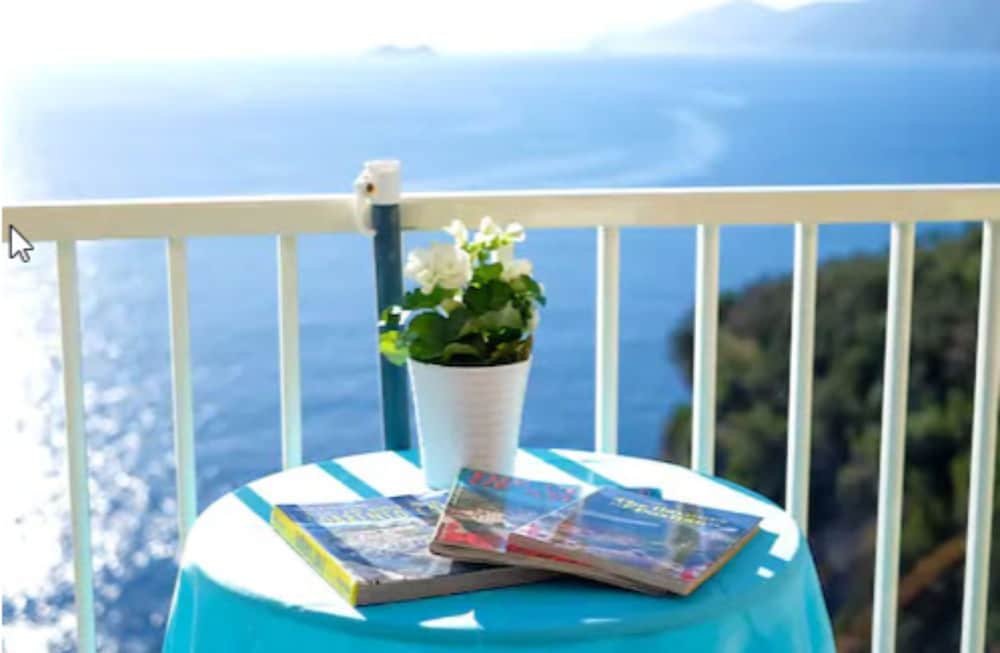 

Palermo - Praiano - Hotel Villa Bellavista