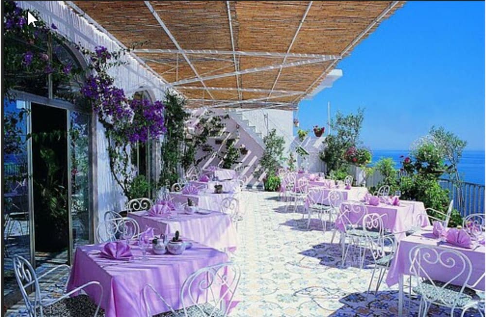 

Milano - Conca dei Marini - Hotel Villa Bellavista