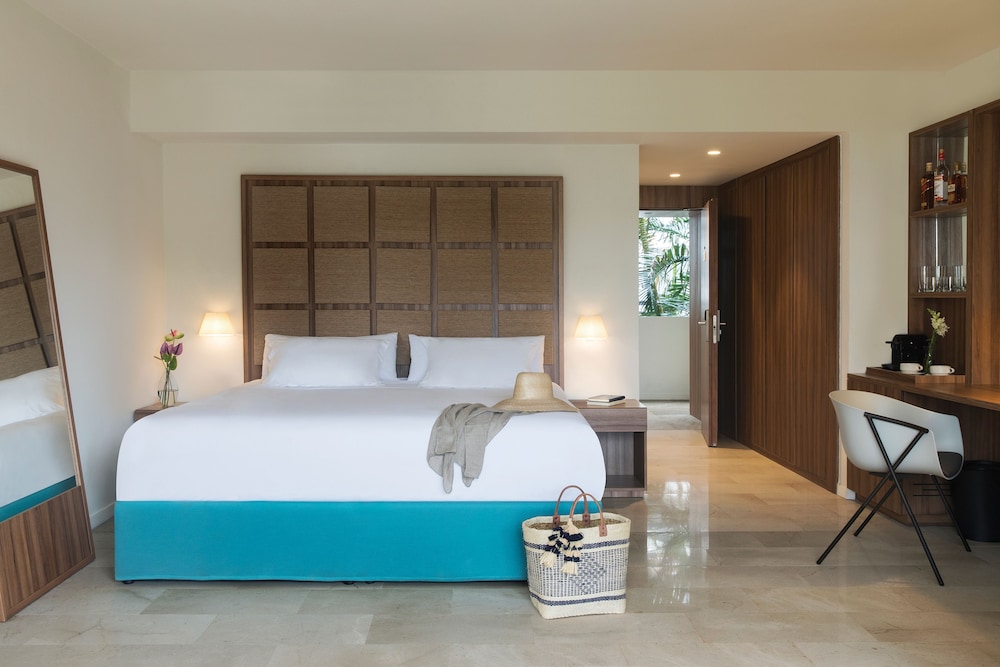 

Milano - Uvero Alto - Excellence Punta Cana - Adults Only All Inclusive