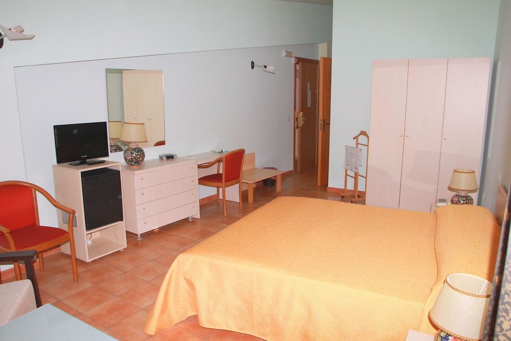 

Verona - Scoglitti - Hotel Sul Mare Al Gabbiano