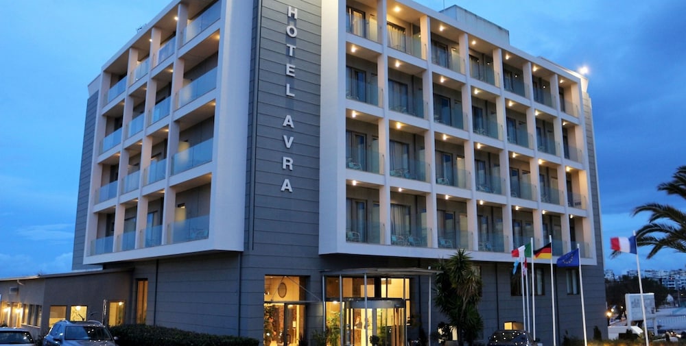 

Milano - Néa Mákri - Hotel Avra by Smile hotels