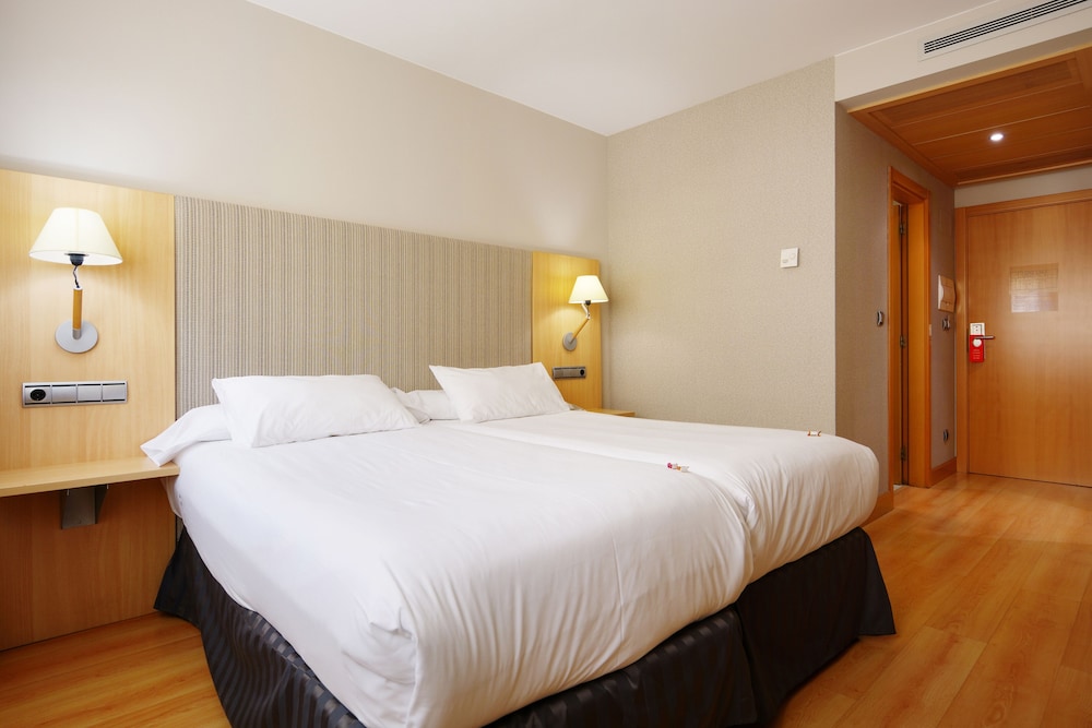 

Milano - Saragozza - U Hotel Villa - Gomá