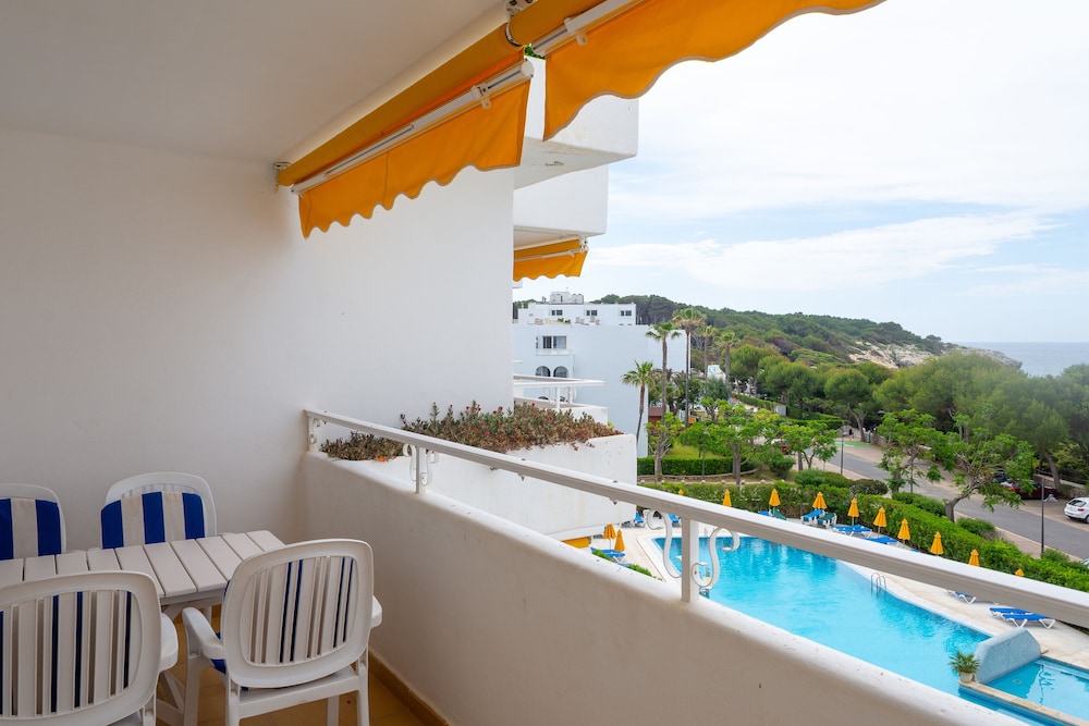

Roma - Cala Galdana - Hamilton Court Apartamentos