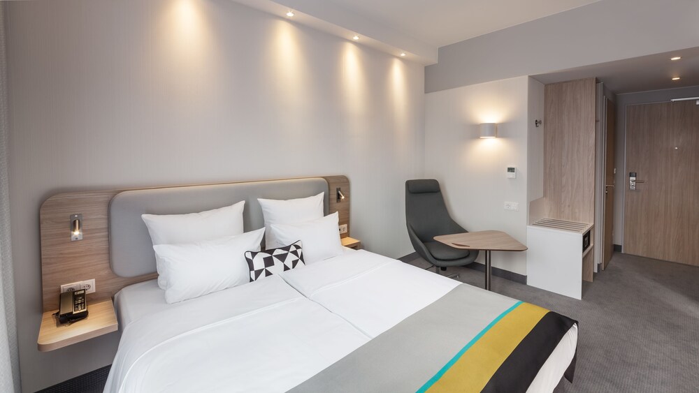 

Roma - Aschheim - Holiday Inn Express MUNICH - CITY EAST