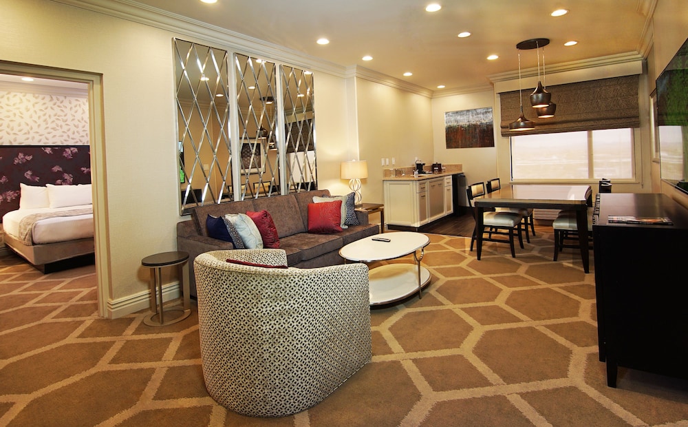 

Bari - Las Vegas (NV) - Gold Coast Hotel and Casino