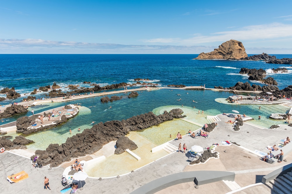

Roma - Porto Moniz - Aqua Natura Madeira