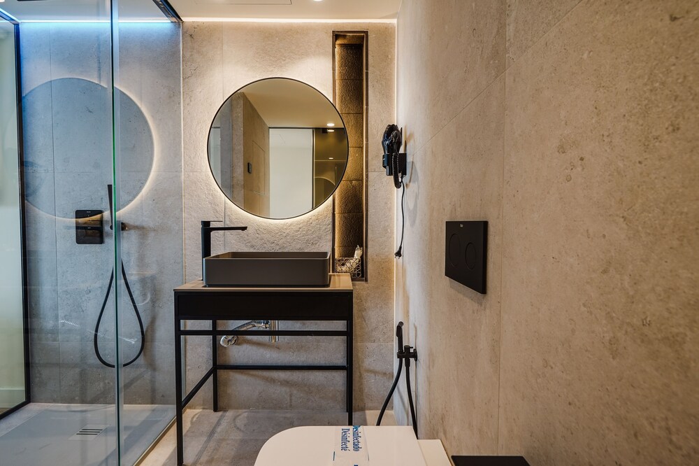 

Milano - Calafell - Hotel Brisamar Suites