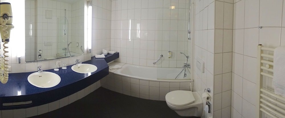 

Roma - Potsdam - Hotel Ascot Bristol